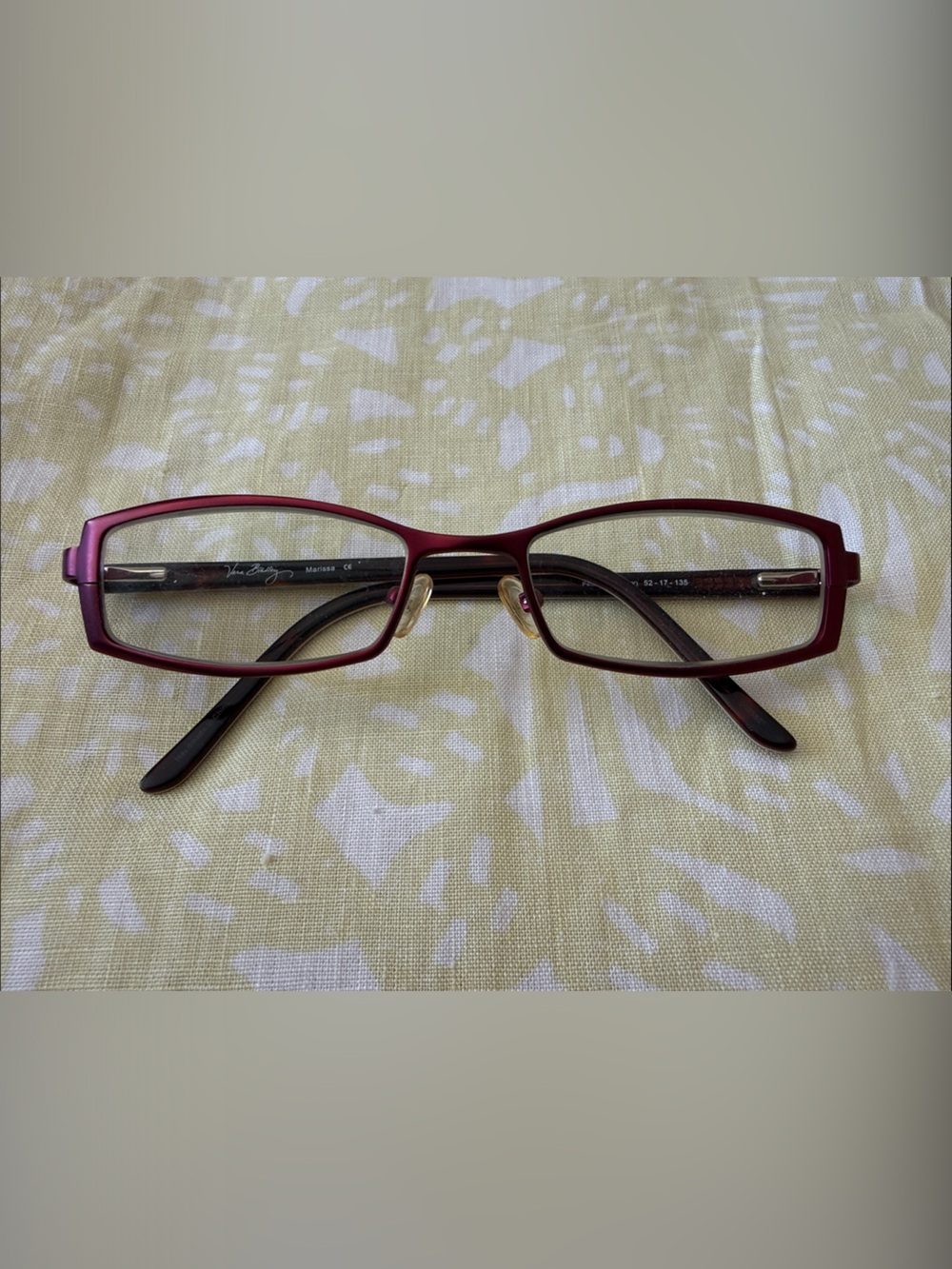 Vera Bradley Glasses in Burgundy with Paisley